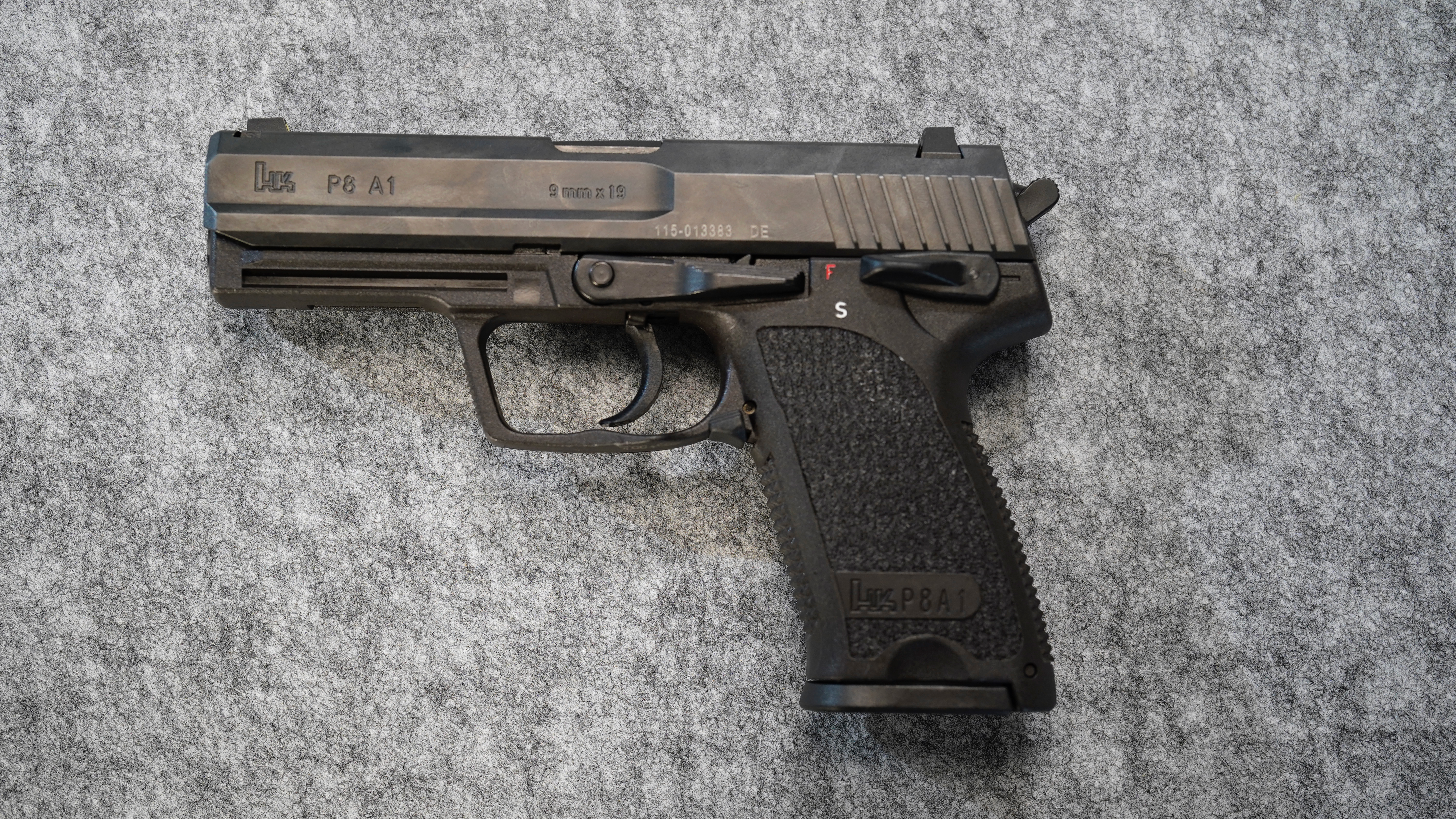 H&K P8 - Schussbereit